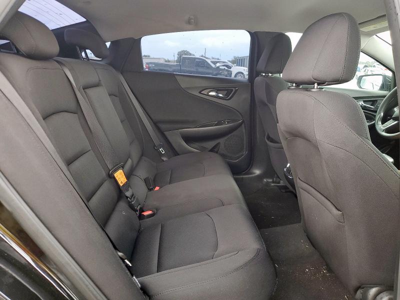 1G1ZD5ST4KF183380 Chevrolet MALIBU LT