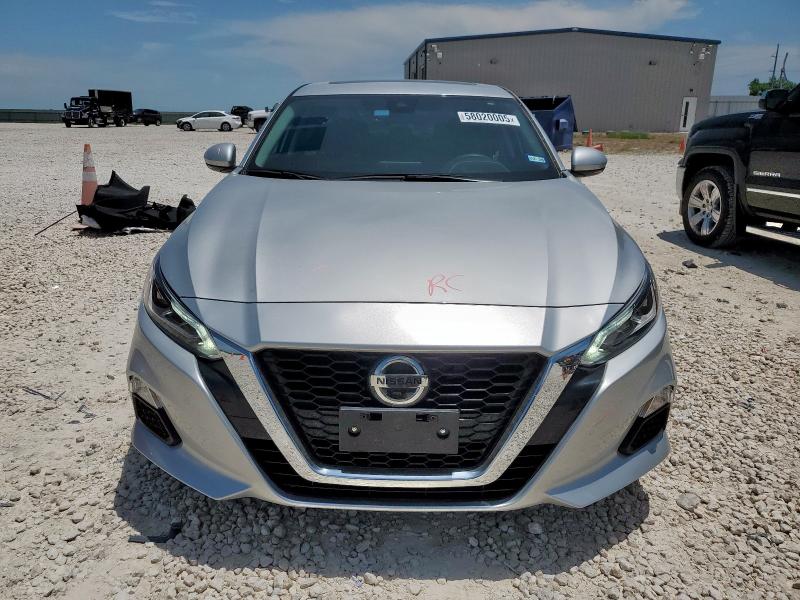 1N4BL4DVXMN416889 Nissan 2021