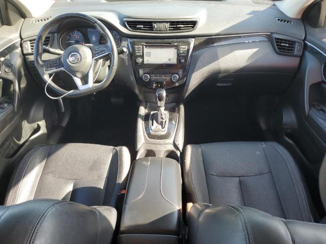 JN1BJ1CPXHW028307 Nissan 2017