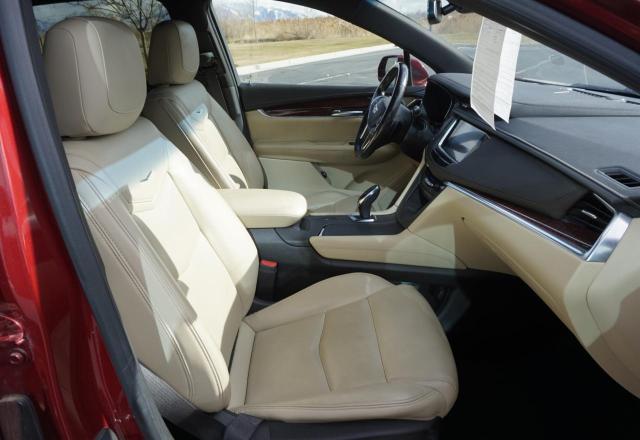 1GYKNCRS7JZ135807 Cadillac XT5 LUXURY