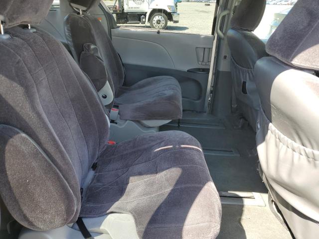 5TDJK3DC1FS127902 Toyota SIENNA LE