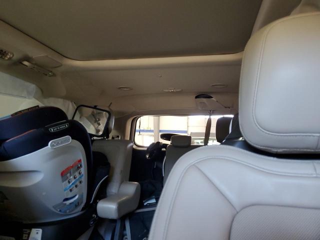 5LMJJ2LT8NEL04053 Lincoln Navigator