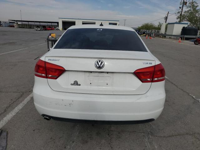 1VWBV7A39FC090734 Volkswagen PASSAT SE