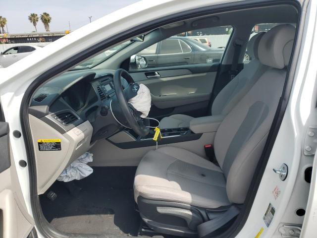 5NPE24AF0HH560657 Hyundai 2017