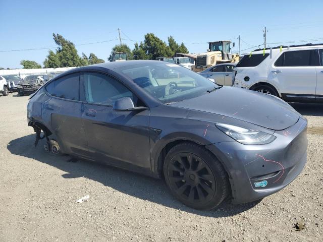 7SAYGDEE6NF429701 Tesla Model Y