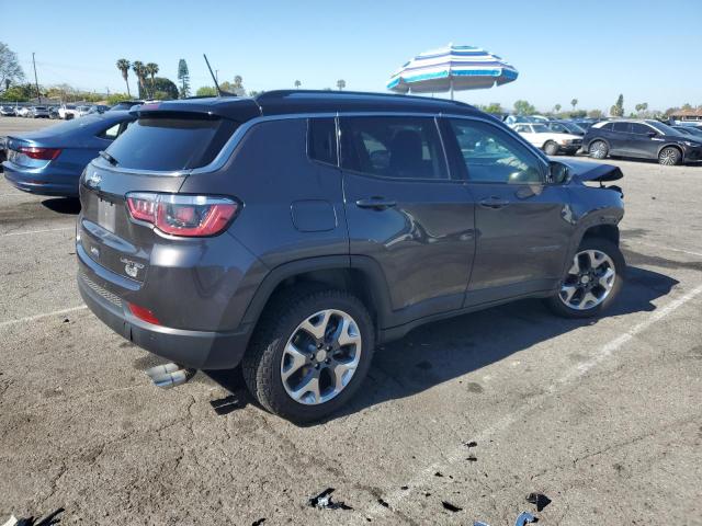 3C4NJDCB9JT176251 Jeep COMPASS LI