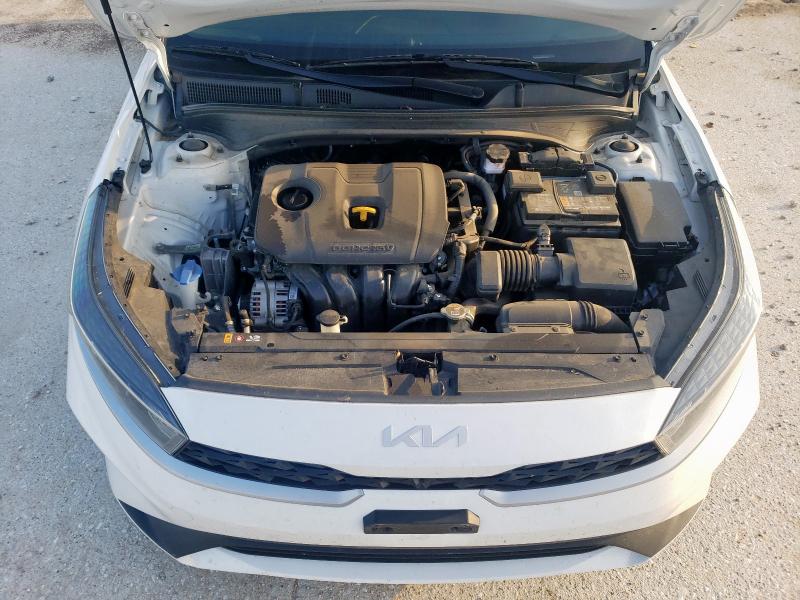 3KPF24AD1NE474146 KIA FORTE FE