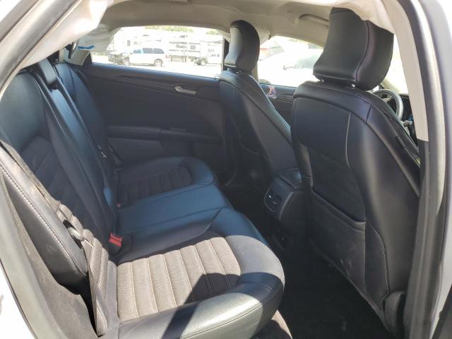 3FA6P0LU7JR115531 Ford FUSION SE
