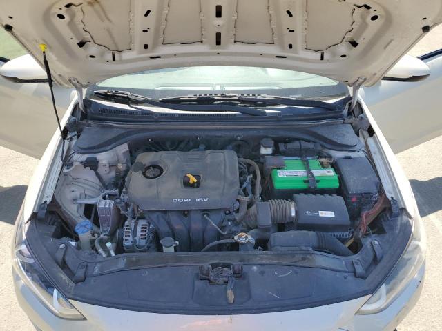 KMHD74LF8HU111643 Hyundai Elantra