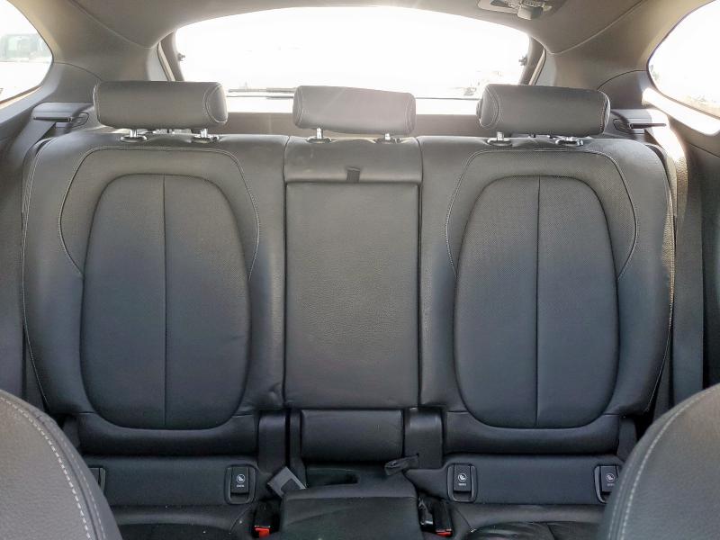 WBXHT3Z39G4A49327 BMW X1