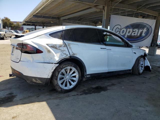 5YJXCBE23JF089402 Tesla 2018