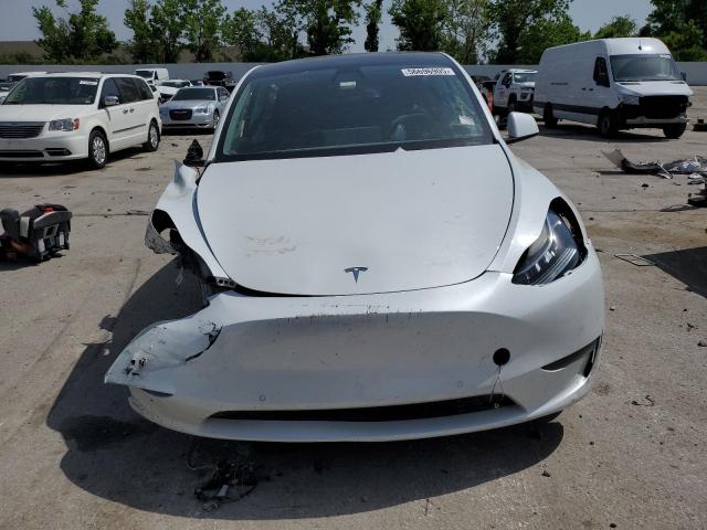 7SAYGAEE8NF378457 Tesla Model Y