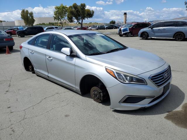 5NPE24AF2HH596186 Hyundai 2017