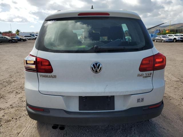 WVGBV7AX7FW581738 Volkswagen 2015