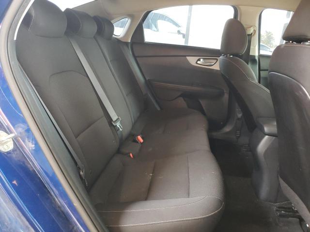 3KPF24ADXME381849 KIA FORTE FE