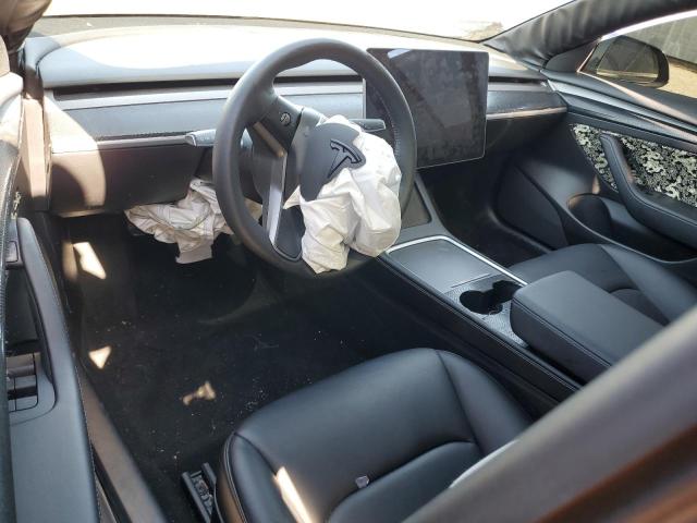 5YJ3E1EB5NF209676 Tesla 2022