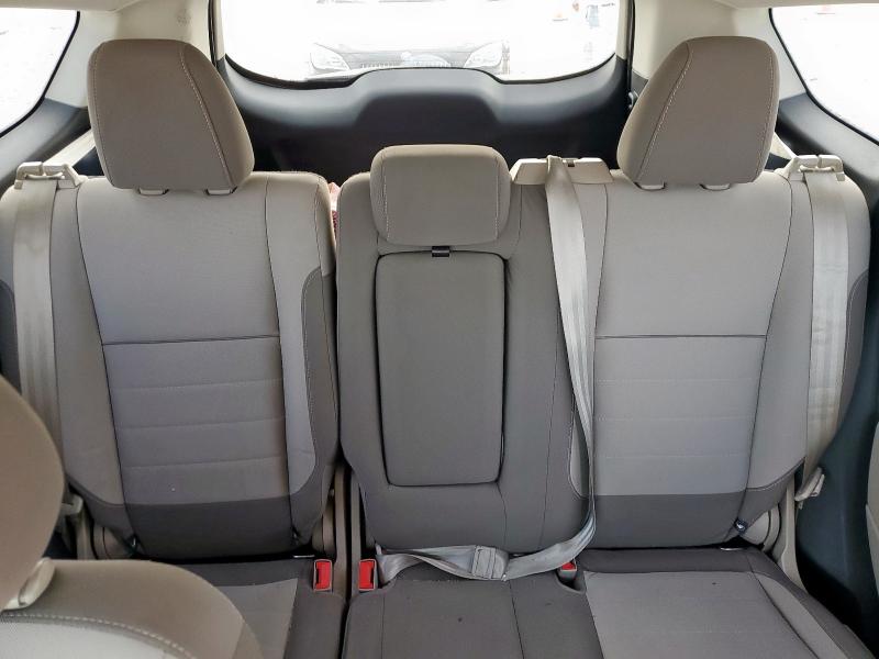 1FMCU0GX0EUB15200 Ford Escape