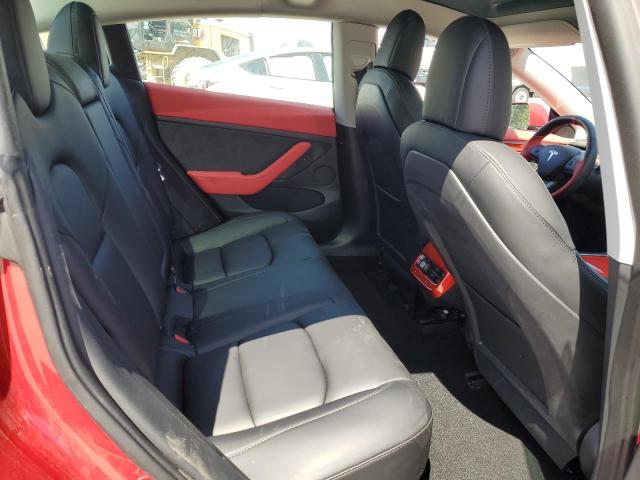 5YJ3E1EB9NF195412 Tesla 2022
