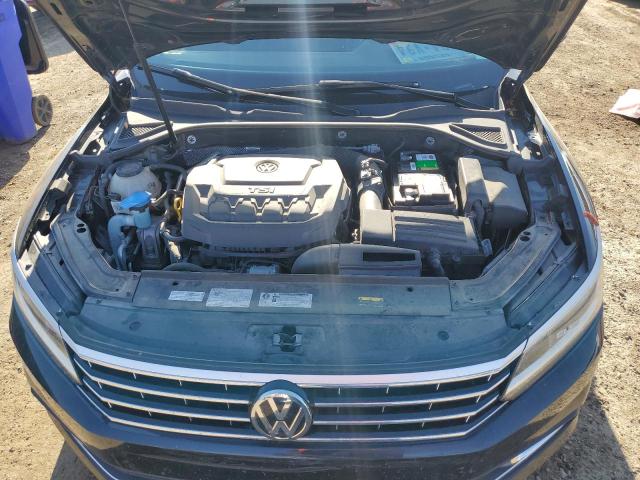 1VWCA7A33JC042705 Volkswagen PASSAT SEL