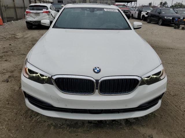 WBAJA9C51JG623288 BMW 530e
