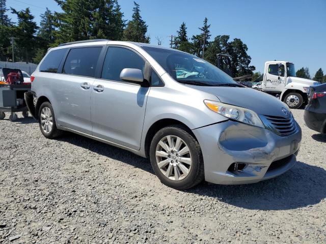 5TDJK3DC1FS127902 Toyota SIENNA LE
