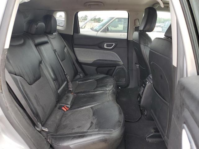3C4NJDBB5NT178960 Jeep COMPASS LA