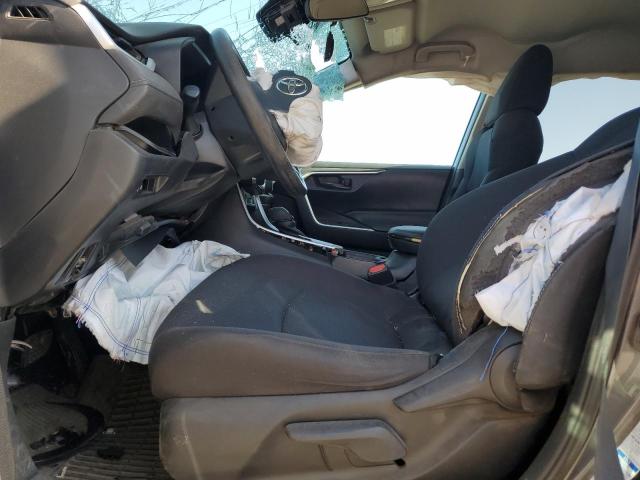 2T3MWRFV6LW083182 Toyota RAV4 LE