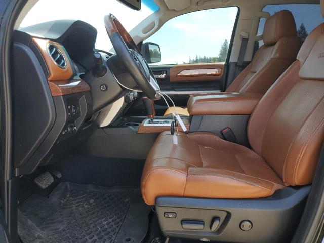 5TFAY5F12EX402658 Toyota TUNDRA CRE