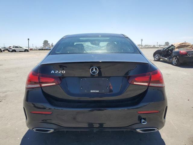 WDD3G4EB0KW012830 Mercedes-Benz A 220