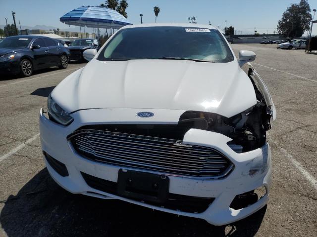 3FA6P0LU7FR183383 Ford FUSION SE