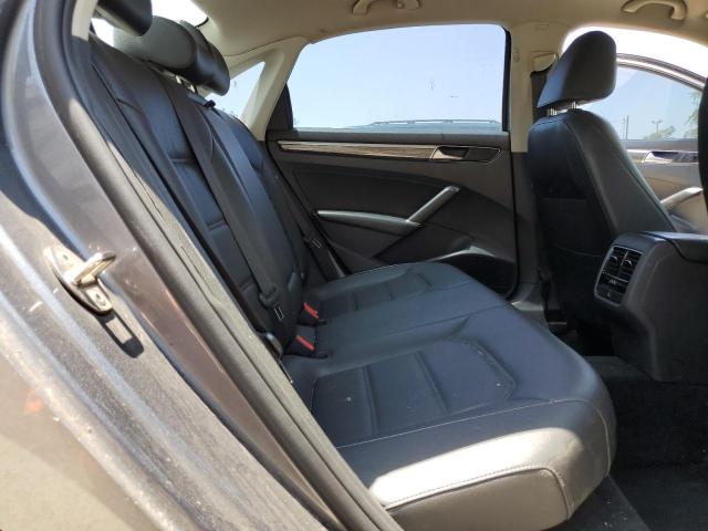 1VWBA7A31JC018608 Volkswagen 2.0 tsi