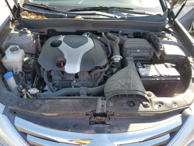 5NPEC4AB1EH823955 Hyundai theta ii