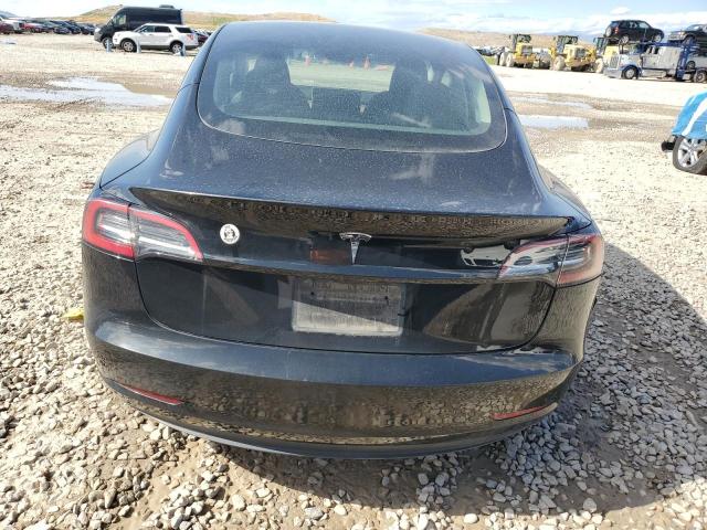 5YJ3E1EAXPF708001 Tesla 2023