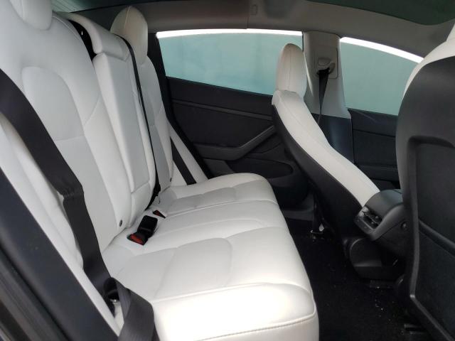 5YJ3E1EA4MF000628 Tesla 2021