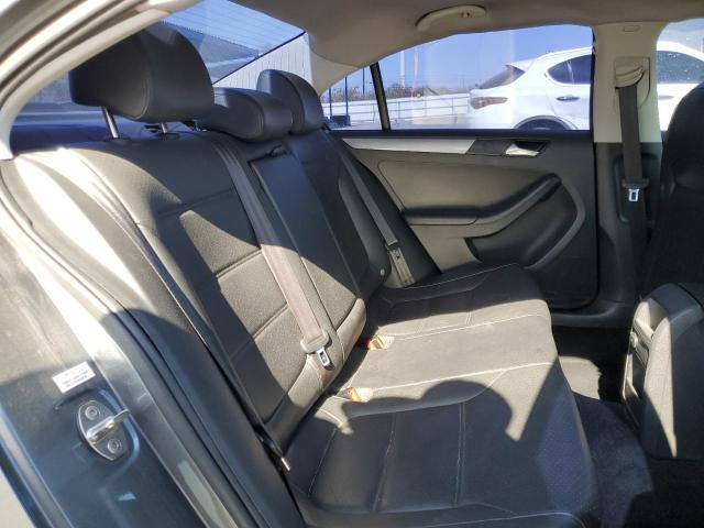 3VWDB7AJXHM393085 Volkswagen JETTA SE