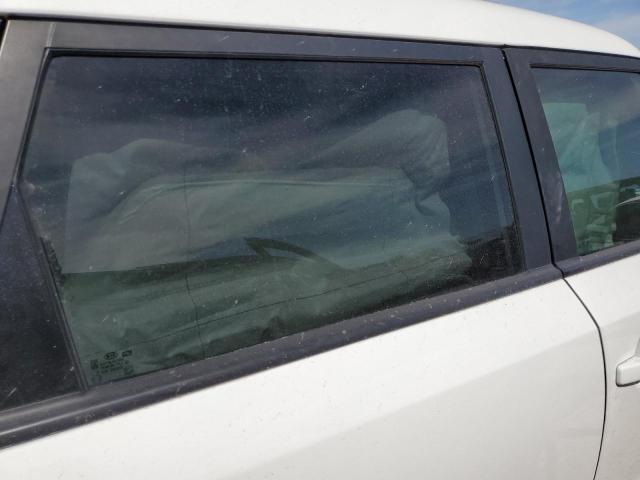 KNDJN2A20J7541821 KIA g