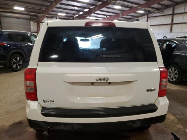 1C4NJPFA0FD428762 Jeep PATRIOT LA