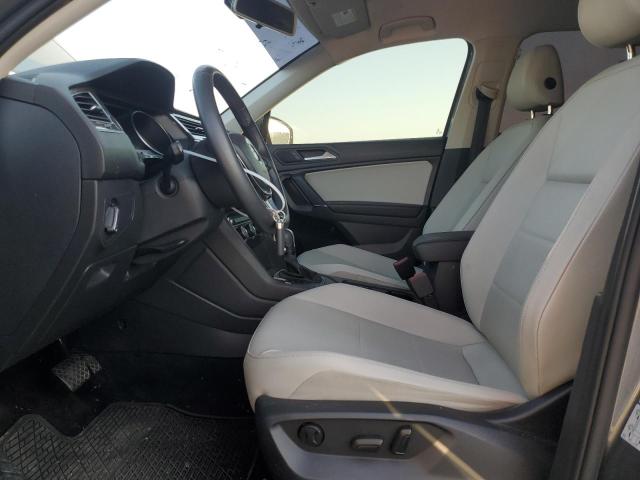3VV3B7AX4LM067201 Volkswagen TIGUAN SE