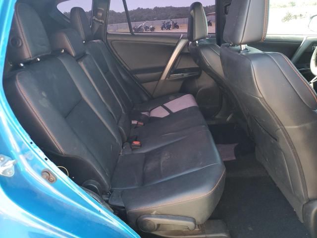 2T3NFREV4GW264437 Toyota RAV4 SE