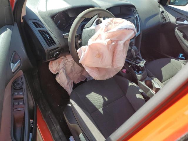 1FADP3K21EL450135 Ford FOCUS SE