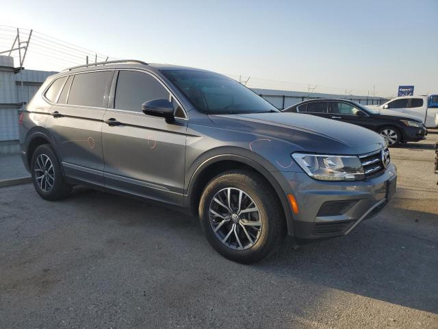 3VV3B7AX4LM067201 Volkswagen TIGUAN SE