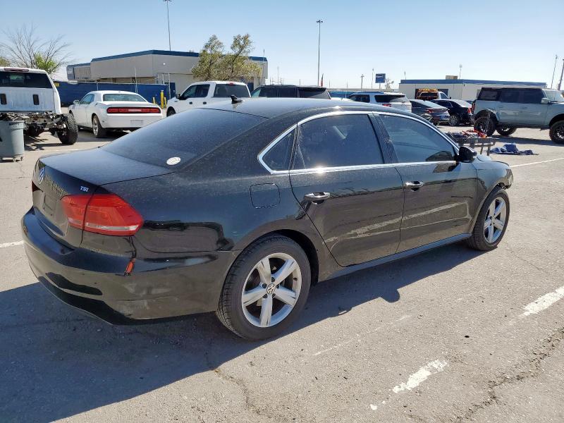 1VWAT7A33FC082081 Volkswagen PASSAT S