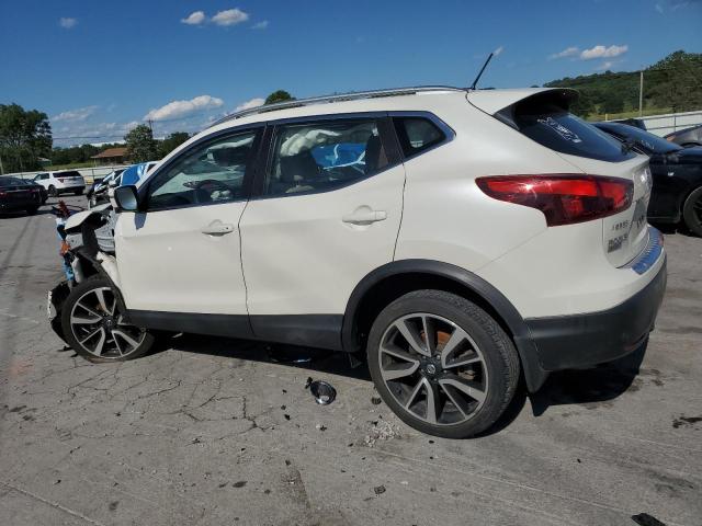 JN1BJ1CP8KW230201 Nissan 2019