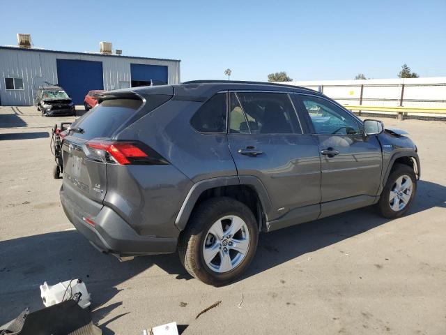 2T3MWRFV6LW083182 Toyota RAV4 LE