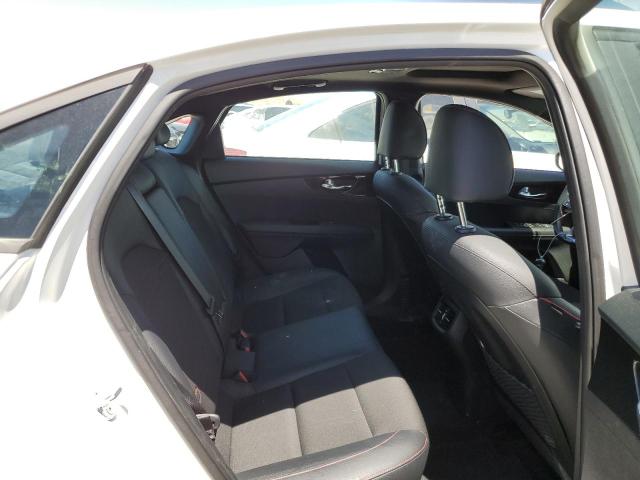 3KPF44AC1ME331102 KIA FORTE GT