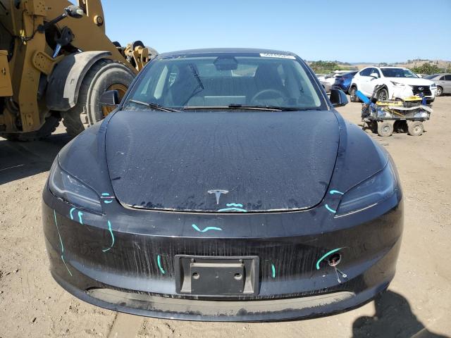 5YJ3E1EA8RF824803 Tesla 2024