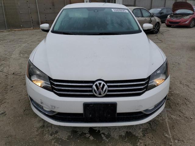 1VWAT7A38FC108979 Volkswagen Passat