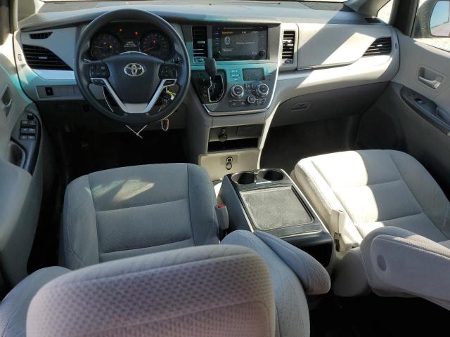 5TDKZ3DC9HS879429 Toyota SIENNA LE