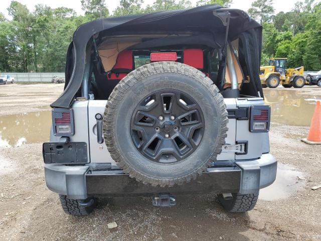 1C4BJWDG8GL346676 Jeep WRANGLER U