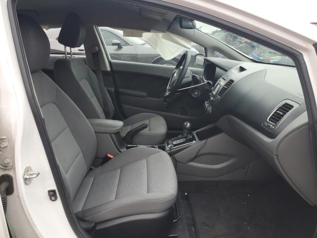 3KPFK4A78JE284560 KIA FORTE LX